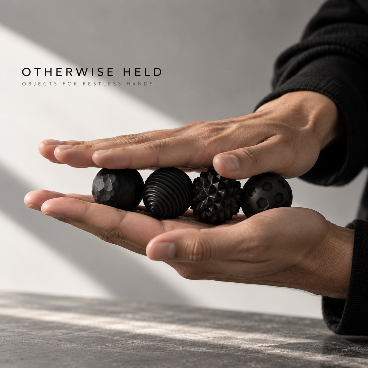 OH 01 Magnetic magnetic fidget spheres in black